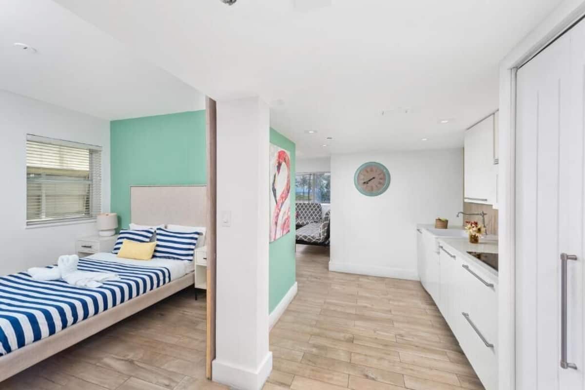 Superior Apartment, Kitchen, Beach View | Iron/ironing board, free WiFi