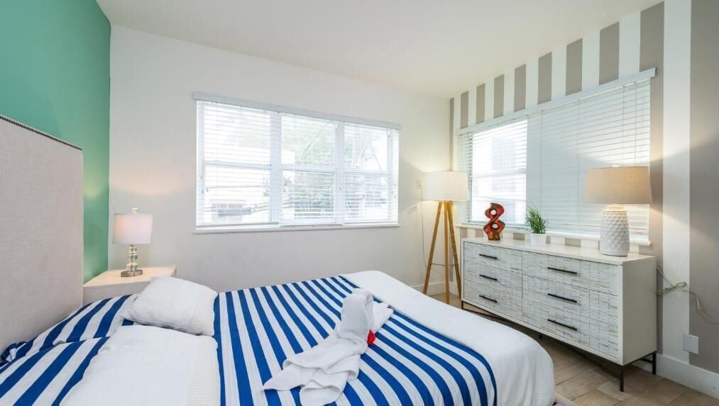 Apartment, Non Smoking, Kitchen | Iron/ironing board, free WiFi