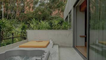 Suite (Awaken) | Premium bedding, pillowtop beds, minibar, in-room safe