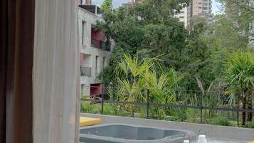 Premium bedding, pillowtop beds, minibar, in-room safe