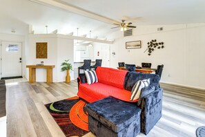 TV - Work, Explore & Unwind: Greenville Getaway w/ Yard (Greenville)