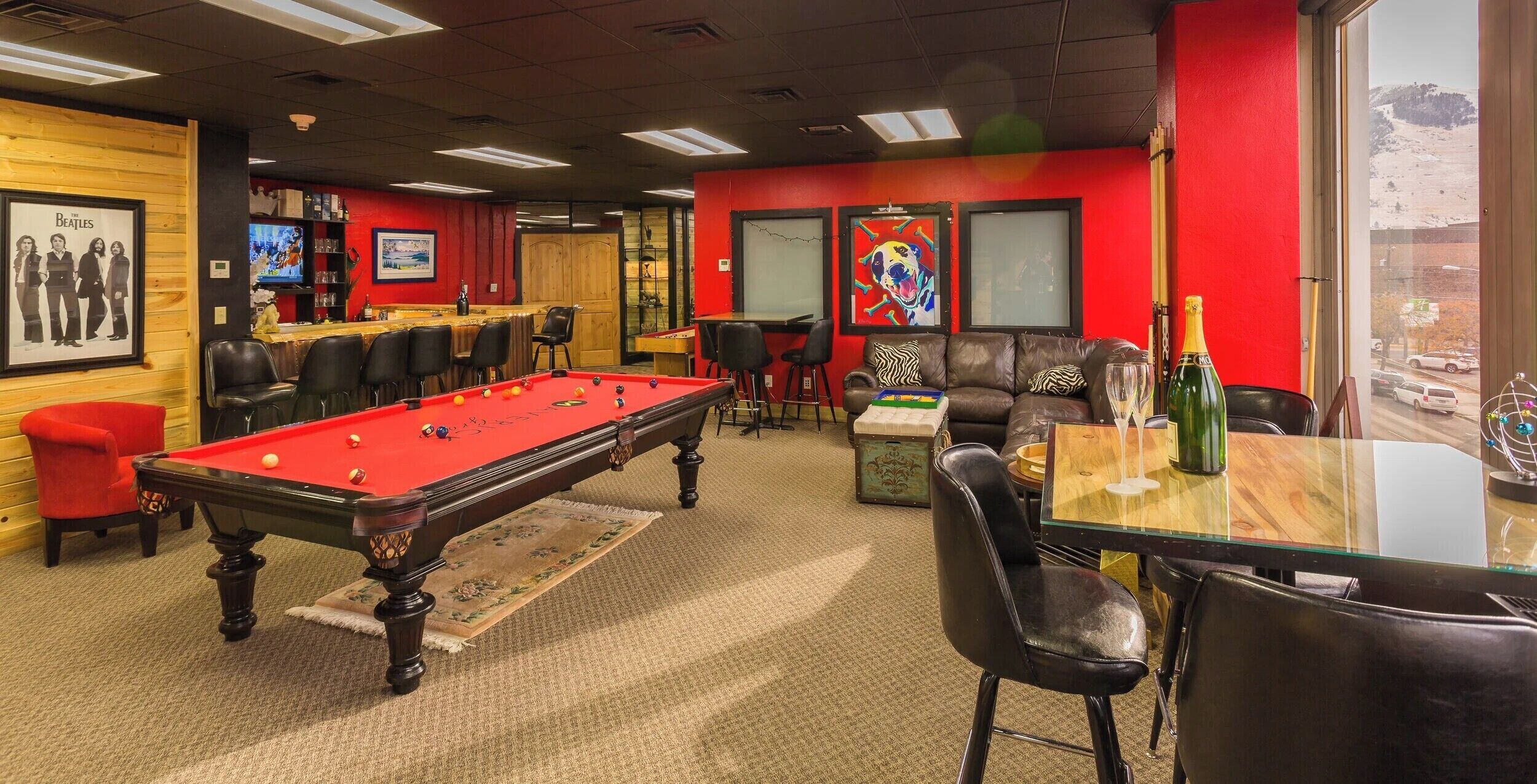 Game room