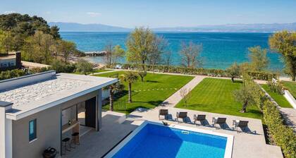 Villa C Malinska – Luxury paradise by the sea with a private pool