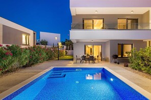 Pool - Villa Rova – Premium Apartment with private pool and sea view (Malinska (Krk))