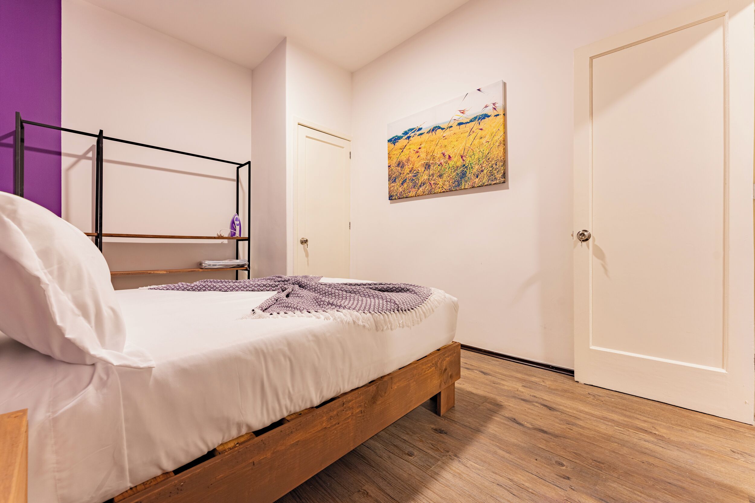 2 chambres, fer et planche à repasser, Wi-Fi, draps fournis