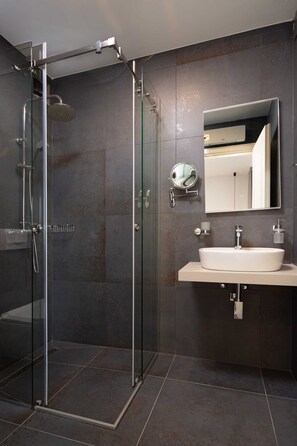 Hair dryer, towels - Villas Azimut - Luxury apartment with private Jacuzzi and sea view (Malinska (Krk))