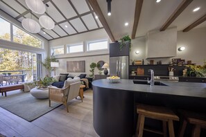 Interior - LH 4 The ideal place for a tranquil getaway (Havelock)