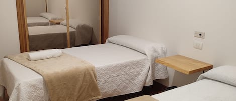 Room, 2 Twin Beds | Spa