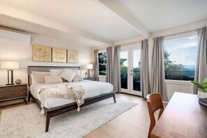 3 slaapkamers, een strijkplank/strijkijzer, reisbedje, gratis wifi