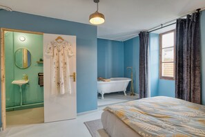 1 bedroom, Internet, bed sheets - Suite Privée, Bain, Kitchenette, en Champagne. (Orges)