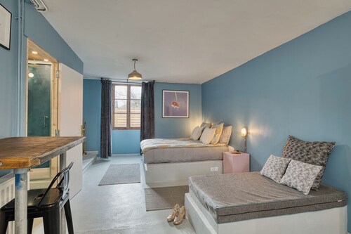 Suite Privée, Bain, Kitchenette, en Champagne.