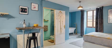 1 chambre, accĂšs Ă Internet, literie fournie