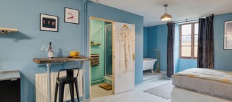 Suite Privée, Bain, Kitchenette, en Champagne.