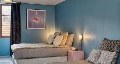 Suite Privée, Bain, Kitchenette, en Champagne.