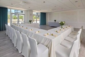 Meeting facility - Coconut Grove Luxury Suite Ocean View Rooftop Pool (Miami)