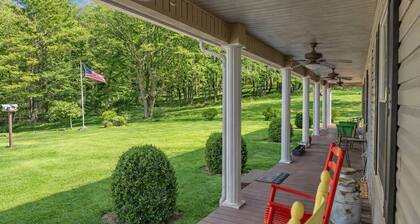 Secluded Farmhouse Retreat on 7 Private Acres Fries, Virginia