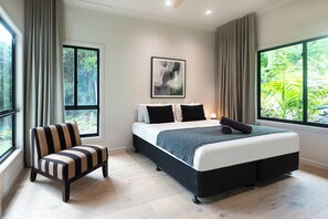 6 dormitorios, tabla de planchar con plancha, wifi gratis y ropa de cama