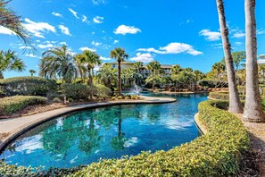 Pool - Oceanfront 2BR Luxury - Balcony - Coligny Views (Hilton Head Island)