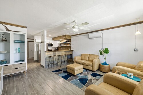 Cedar Key Seaspray Getaway