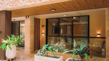 Deluxe Quadruple Room | Free WiFi, bed sheets