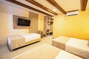 Deluxe vierpersoonskamer | Gratis wifi, beddengoed