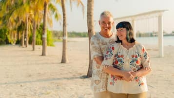 Pengangkutan ulang-alik pantai, kerusi lepak pantai, payung