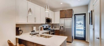 The Honeysuckle Homestead - Georgetown Living