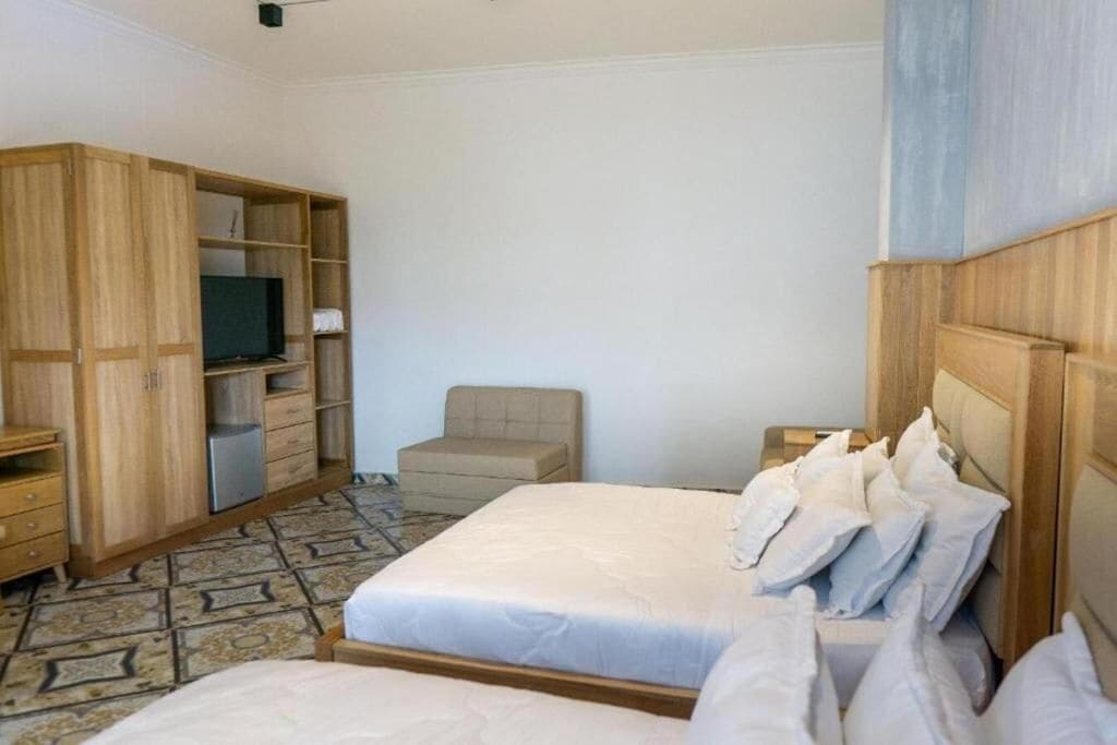 Caja de seguridad en la habitación y wifi gratis 