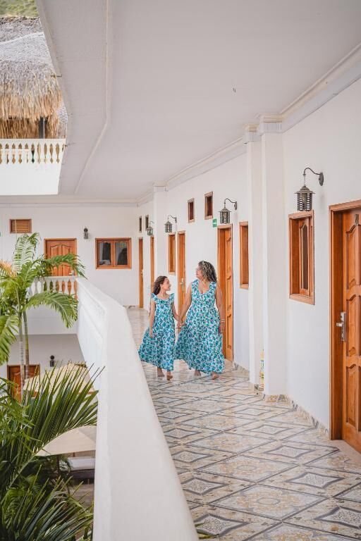 Economy slaapzaal, balkon, gedeeltelijk uitzicht op zee