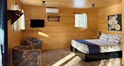 Mini Chalet | In the Heart of Pohénégamook’s Activities
