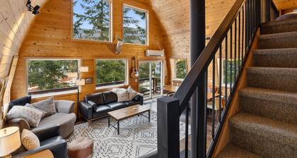 Hot Tub & Sauna: Mountain Living at Hyak Cabin!