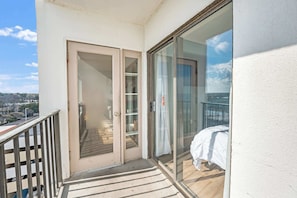 Property grounds - New Palace Resort 2BR - Pools, High Floor, Ocean Views! (Myrtle Beach)