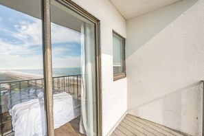 Property grounds - New Palace Resort 2BR - Pools, High Floor, Ocean Views! (Myrtle Beach)