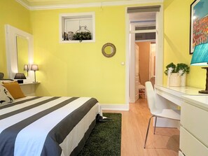 Unclassified image, 3 of 25, button - MC Romantic Stay | Heart of LX | Príncipe Real (Lisboa ciudad)