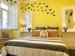 Unclassified image, 2 of 25, button - MC Romantic Stay | Heart of LX | Príncipe Real (Lisboa ciudad)