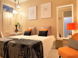 3 chambres, fer et planche à repasser, Wi-Fi gratuit, draps fournis