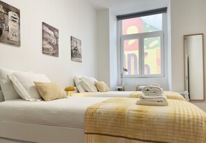 2 habitaciones, tabla de planchar con plancha y wifi gratis 