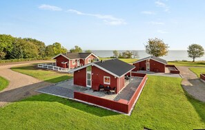Esterni