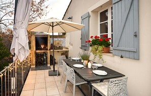 Outdoor dining - Maison avec piscine 1 (Mormoiron)