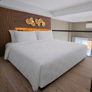 Desk, free WiFi - JJ JIVANA BALI (Canggu)