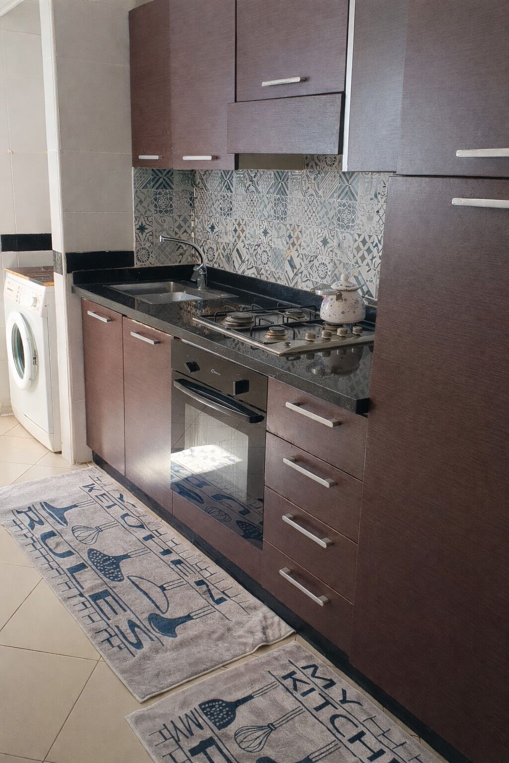 Deluxe Apartment, Balcony | Private kitchen