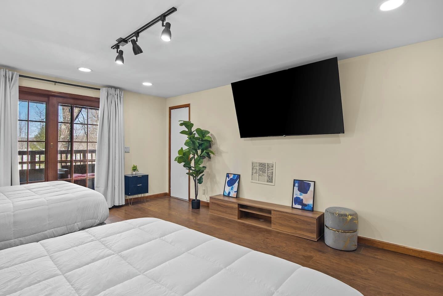 4 chambres, lit parapluie, Wi-Fi gratuit, draps fournis