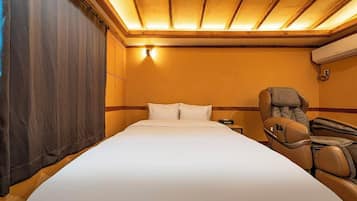 Healing Room Massage Chair | Desk, laptop workspace, blackout drapes, free WiFi