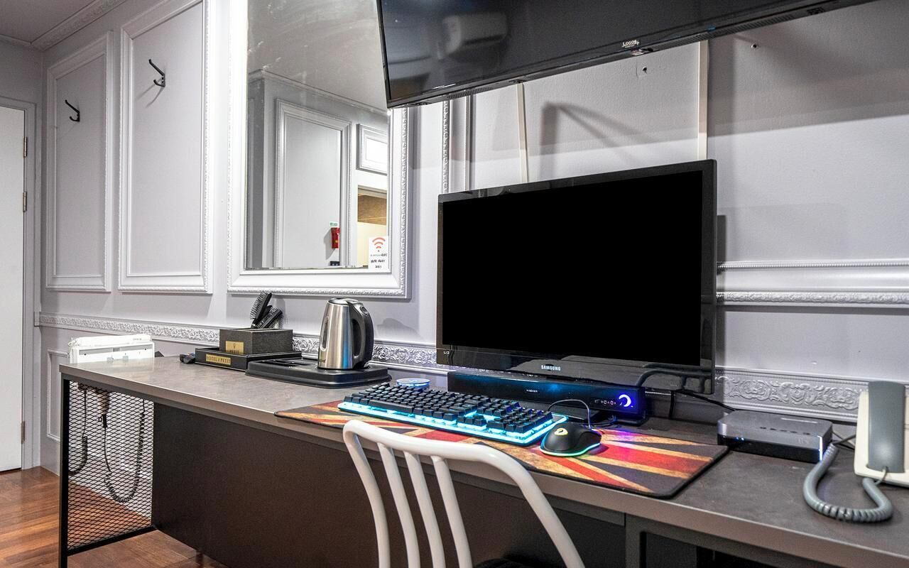 Camera Business | Interni