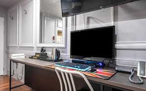 Business Room | Interior