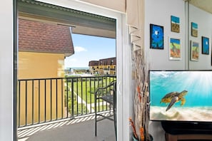 Interior - Charming Cocoa Beach Condo w/ Private Balcony, Heated Pool, Putting Green, & BBQ Grill! ☀️🌴 (Cocoa Beach)