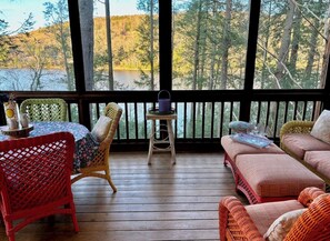 Dining - Lake Garfield Waterfront (Monterey)