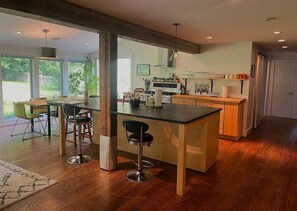 Fridge, microwave, oven, stovetop - Fall Weekends: Hot Tub, Green River Hike, Sleeps 8+ (Great Barrington)