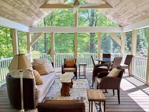 Outdoor dining - Fireplace, Privacy, Screen Porch, 1 Level Living! (Great Barrington)