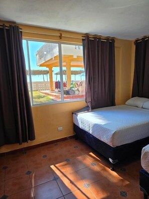 Deluxe Double Room, Sea View | Desk, free WiFi